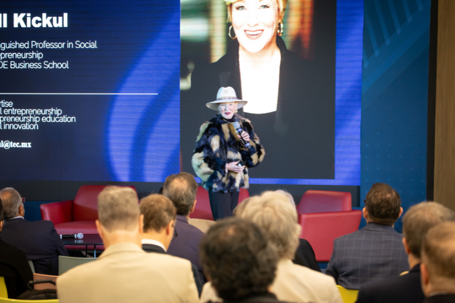 Jill Kickl expuso c&oacute;mo ciertos rasgos de liderazgo pueden reducir la conducta prosocial incluso en iniciativas sociales.