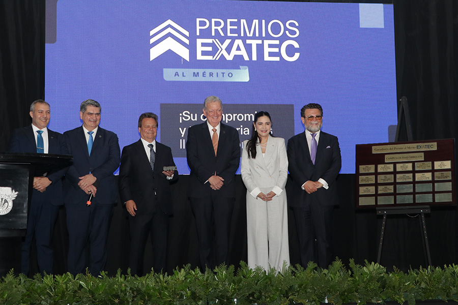 Legado transformador: recibe Premio al M&eacute;rito EXATEC en Ciudad Obreg&oacute;n