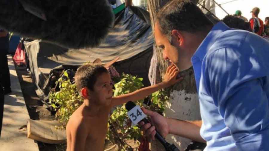 Otro de los retos que León señala que ha vivido durante su carrera ha sido el de mantenerse al nivel cada vez más respetado del periodismo de habla hispana 