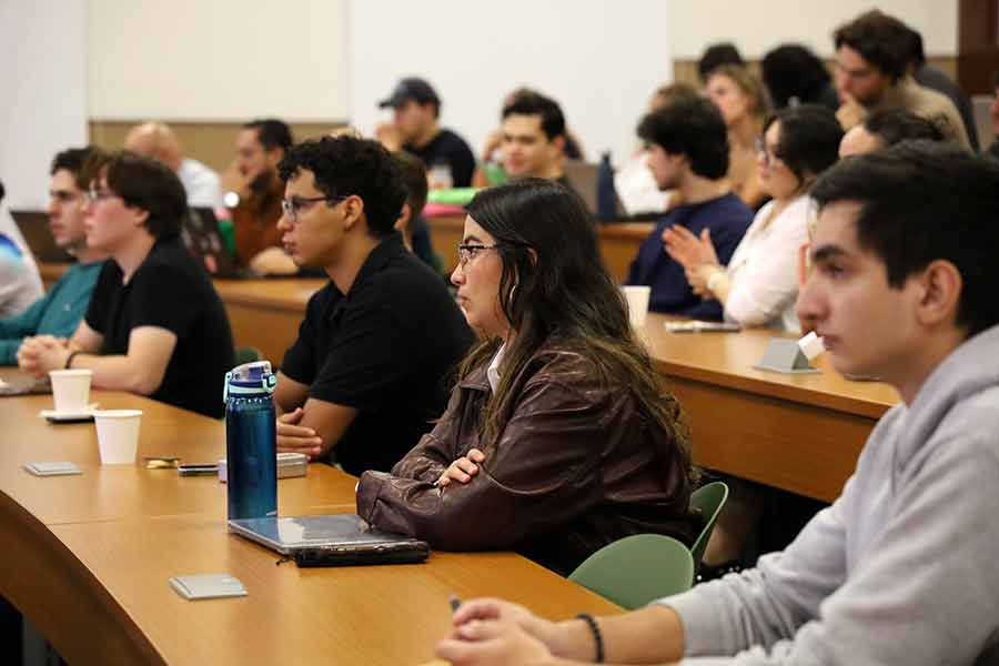 Liderazgo social, con prop&oacute;sito, fue el tema de la ponencia del acad&eacute;mico y pol&iacute;tico Sergio Fajardo.