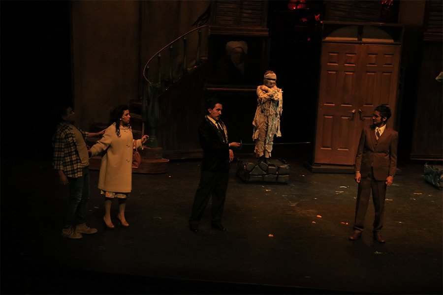 locos-addams-teatro-cem