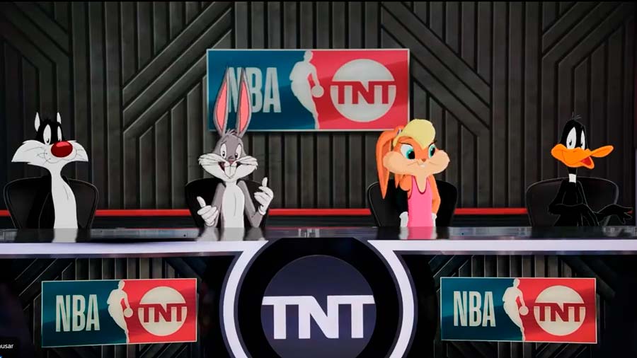 Además de la película Space Jam 2, Luis Manuel también hizo animación de los Looney Tunes para clientes como TNT o Nike.