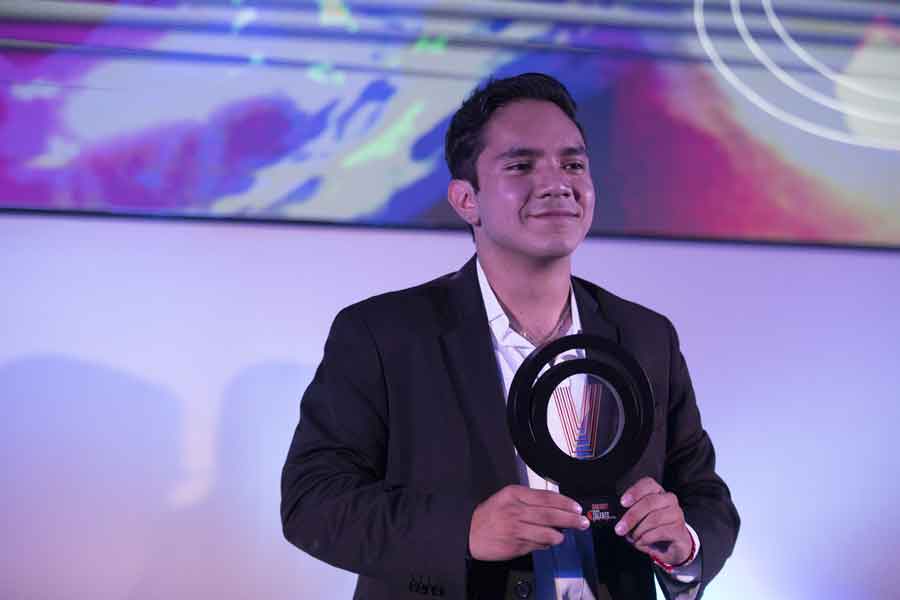Luis Landeros