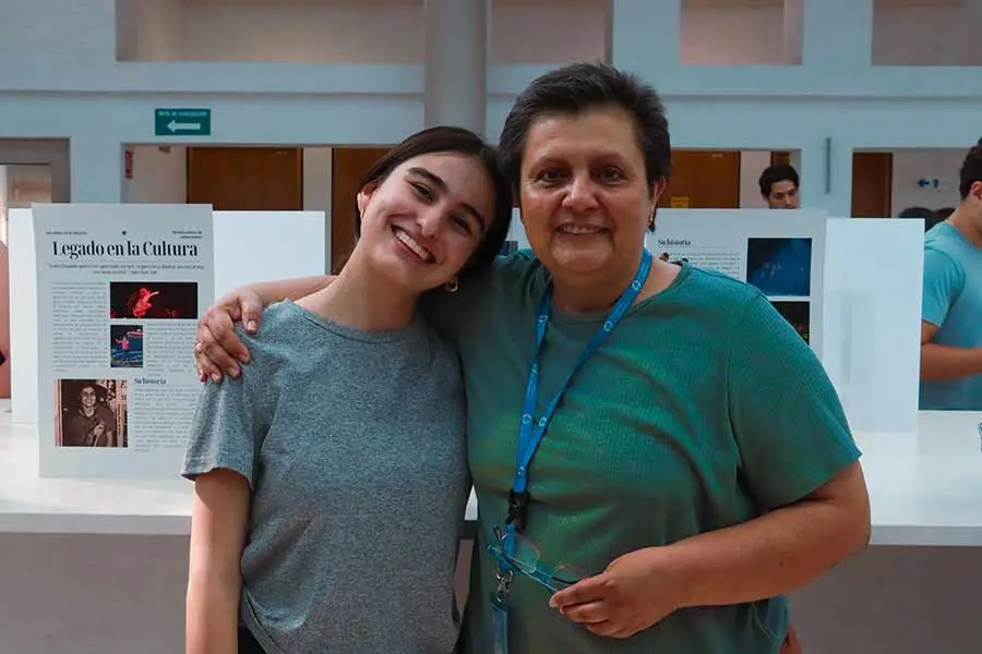 Participación de maestras interregionales en Mujeres de mi Región