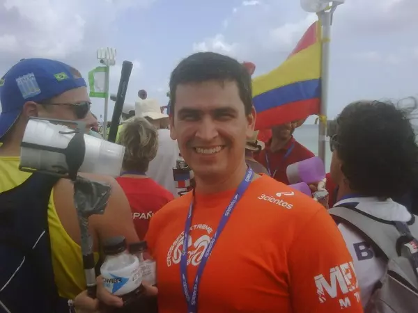 Mauricio Campos, entrenador en jefe de los Borregos de Natación.