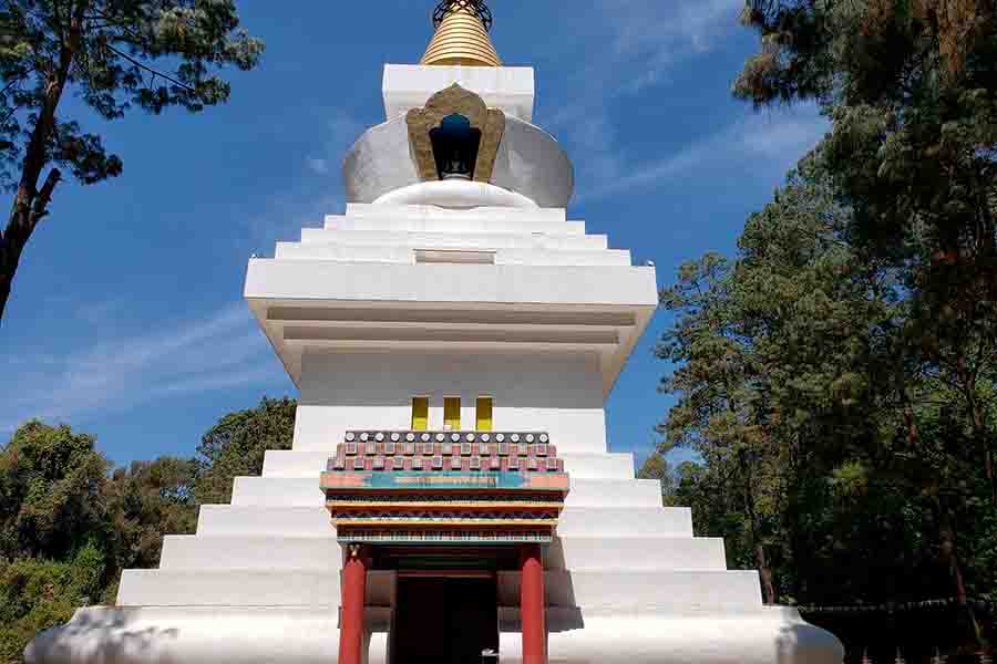 Valle de Bravo, Gran Stupa