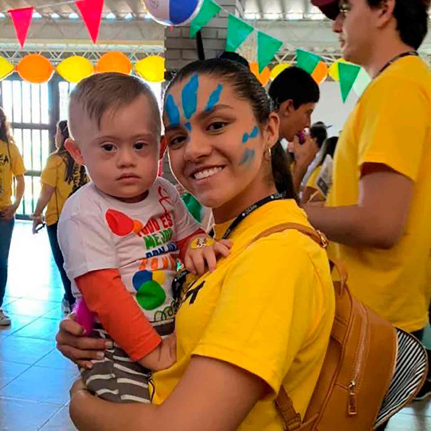 Grupo Estudiantil del Tec Operación Sonrisa ayuda a niños con paladar hendido.