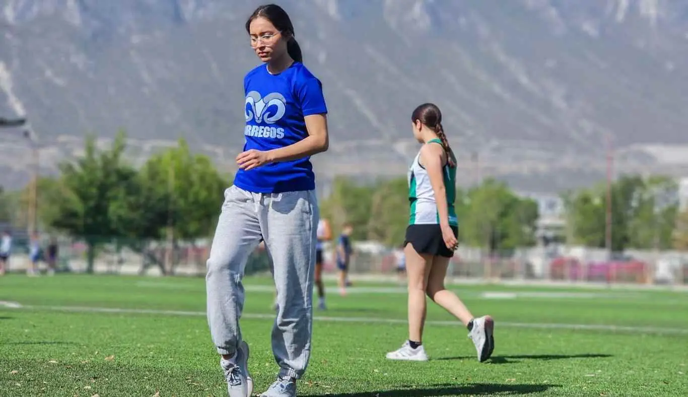 Sofía Escobedo en el Nacional de Atletismo de CONADEIP 2025.