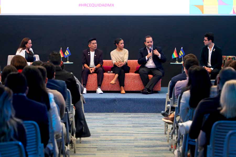 Durante la ceremonia se llevó a cabo un panel sobre inclusión en las organizaciones que contó con la participación de integrantes de la Comunidad Tec.