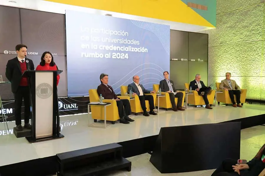 El panel &lsquo;La participaci&oacute;n de las universidades en la credencializaci&oacute;n rumbo al 2024&rsquo; se llev&oacute; a cabo en las instalaciones de la UDEM.