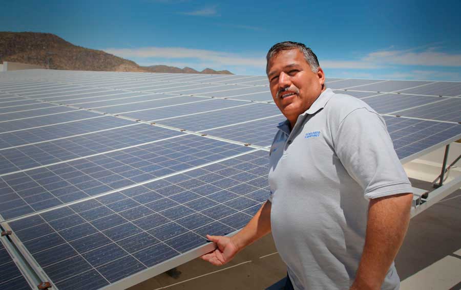 Hay campus del Tec que cuentan con instalaciones de paneles para obtener energía solar.