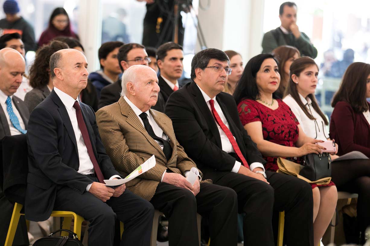 Los homenajeados del Premio Luis Elizondo al Sentido Humano 2019