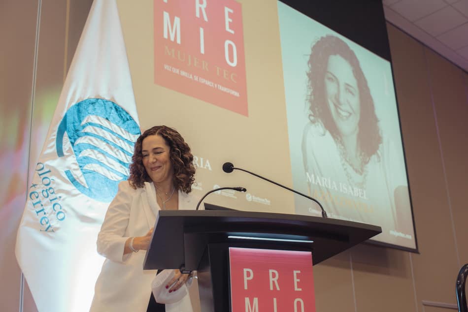 Premio Mujer Tec 2020 galardón a mujeres innovadoras que transforman su entorno