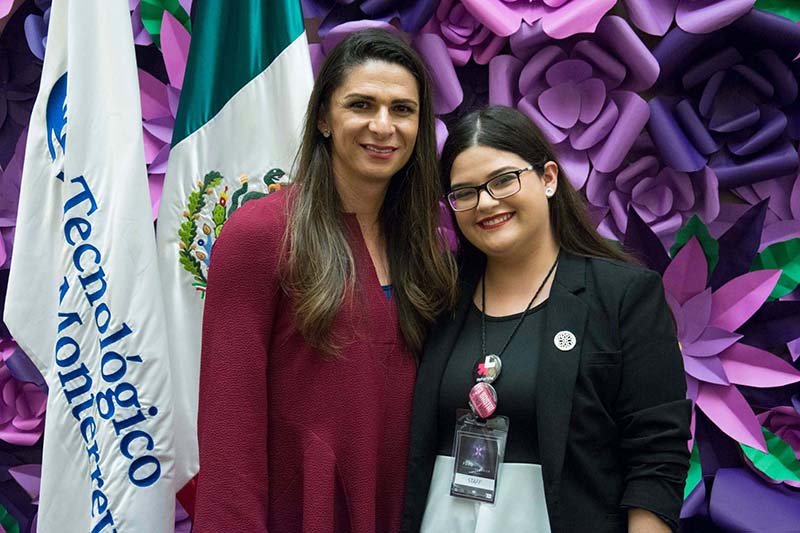 Cynthia Marcos, Premio Mujer Tec