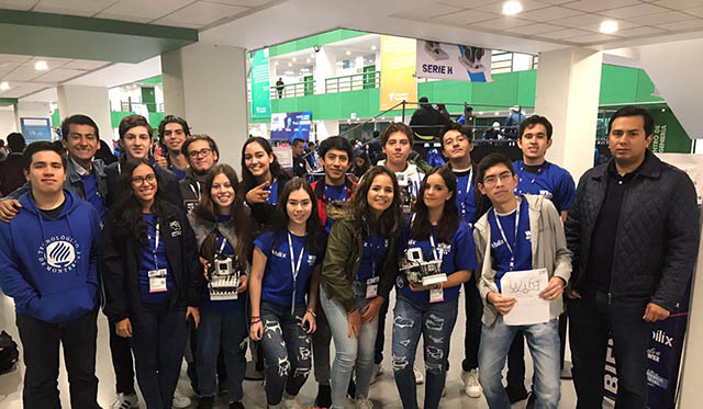 Equipo de robótica campus Veracruz.