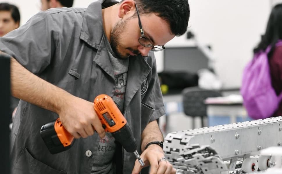 Reconocen Ingeniería Industrial del Tec Guadalajara con acreditación CACEI