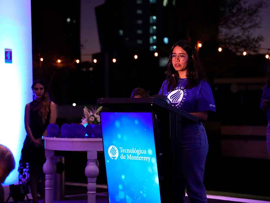 Alumna del programa Líderes del Mañana compartió su experiencia.