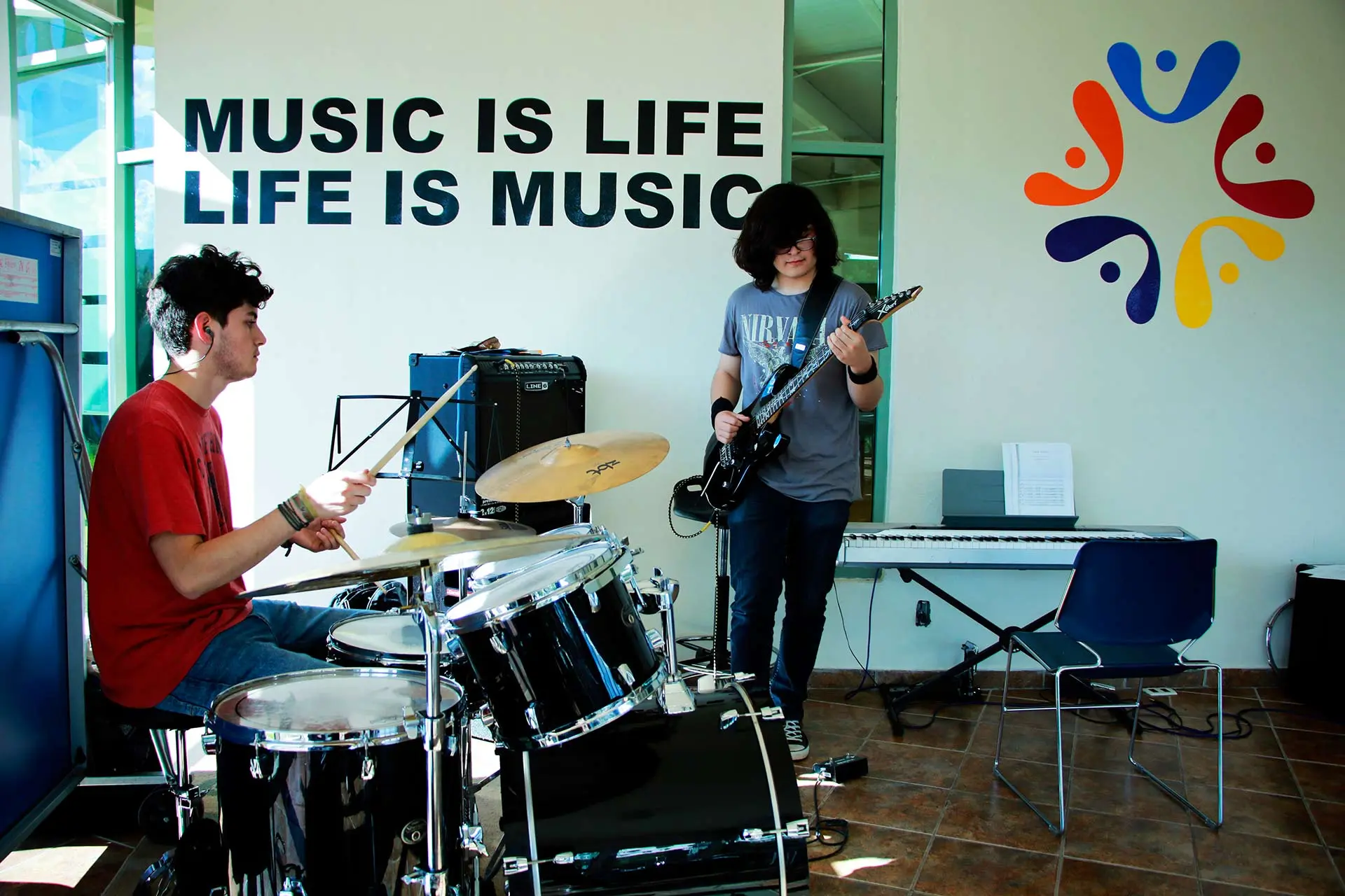 Alumnos de música en preparación
