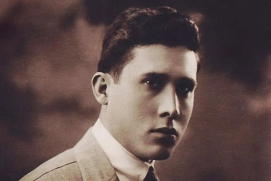 Rómulo Garza