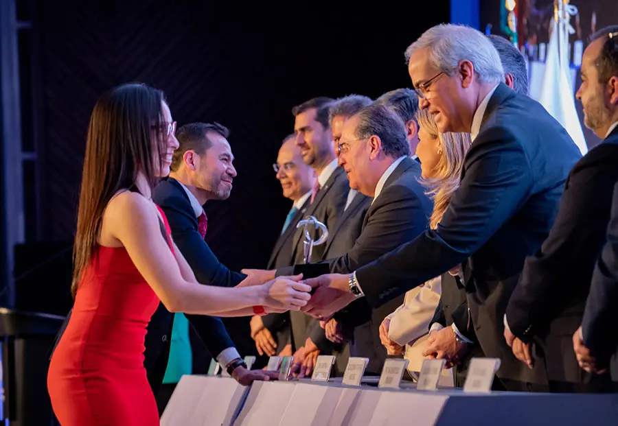 Tec presenta convocatoria Premio Rómulo Garza 2025