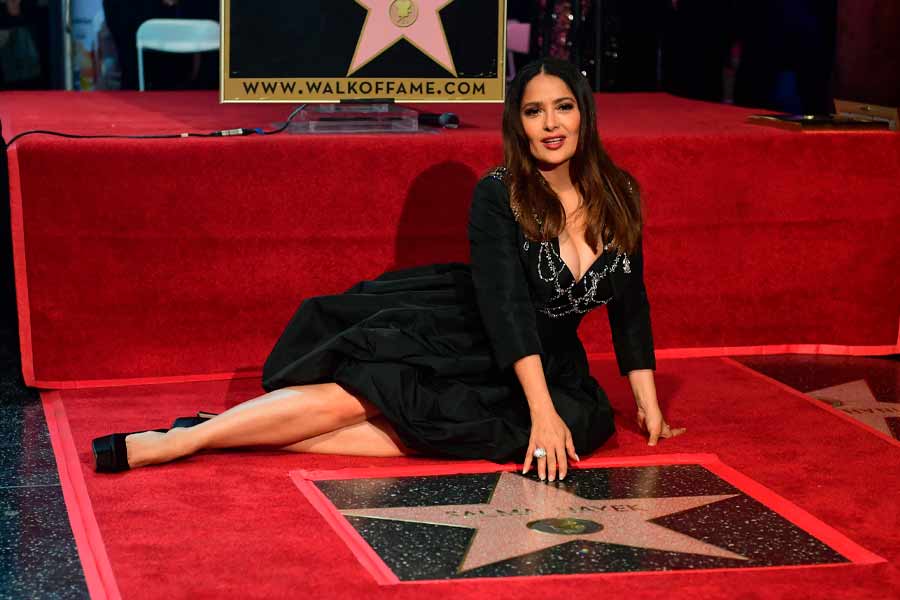 La actriz mexicana Salma Hayek fue una de las súper heroínas de la película Eternals.