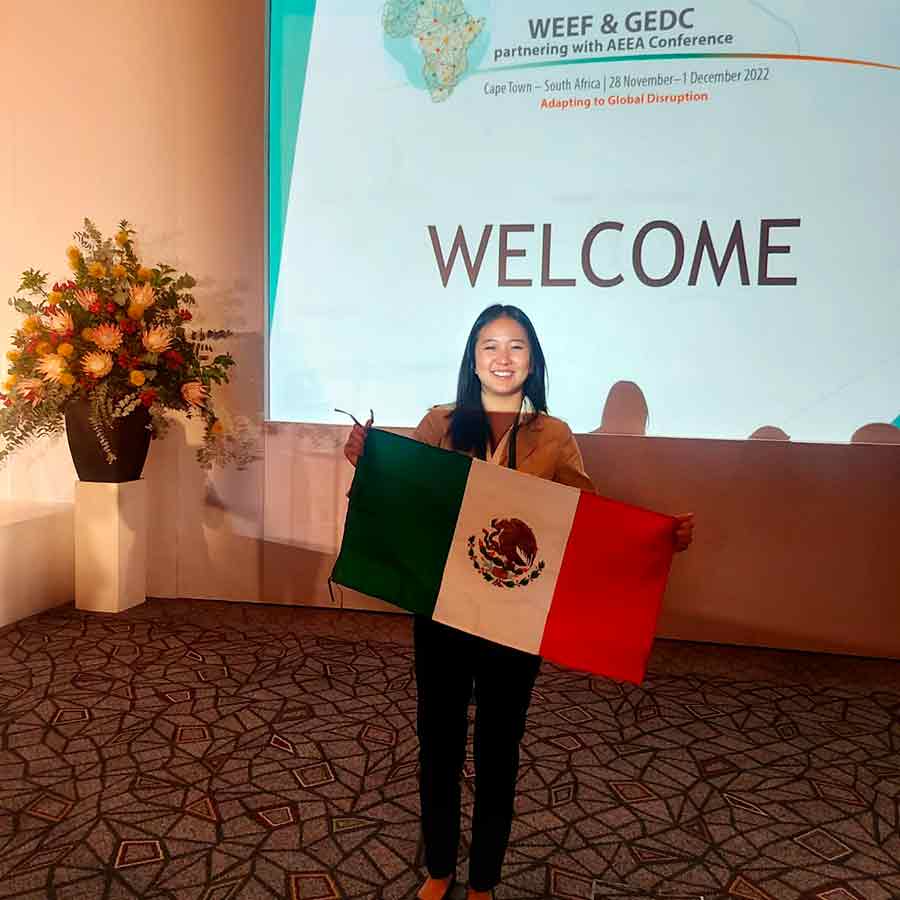 Alumna Sayuri obtuvo beca ANFEI para congreso en África sobre ingeniería.