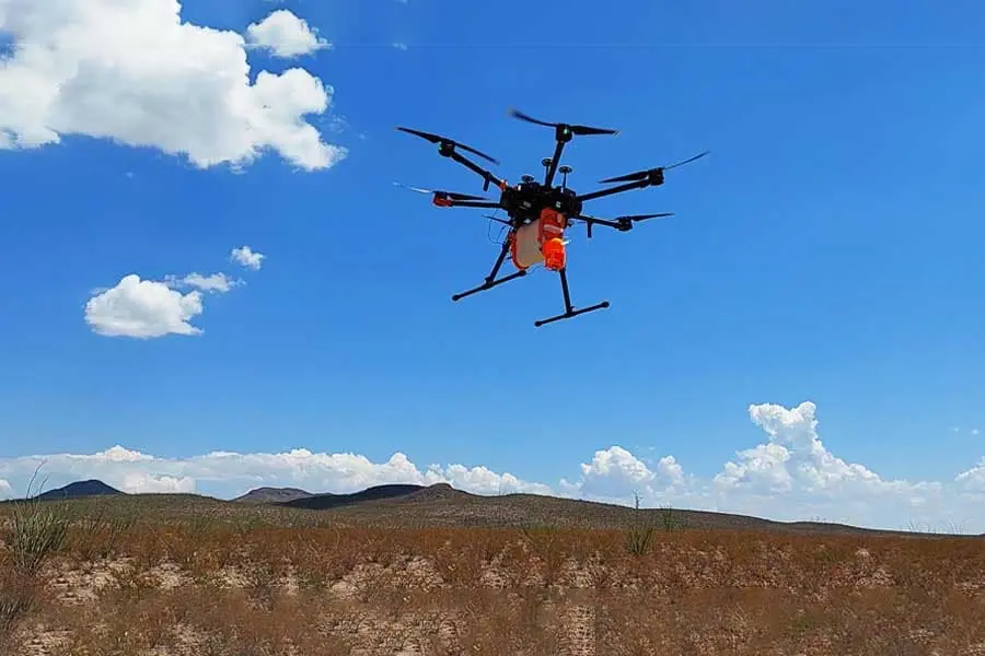 Prototipo de drone de dispersión para reforestación