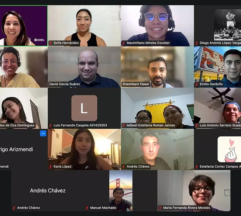 Profesores de Plaksha University en India, brindaron retroalimentación en el diseño de prototipos, fortaleciendo la visión de un aprendizaje inclusivo.