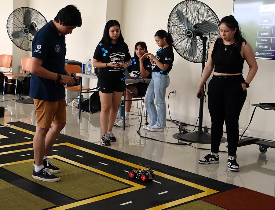 El Tecnológico de Monterrey en Cuernavaca fue sede de la quinta edición de la competencia regional de la Escuela de Ingeniería y Ciencias, el Autonomous Mechatronics Grand Prix 2024.