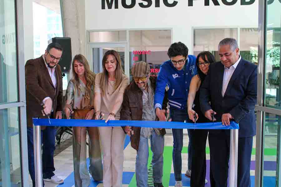 La inauguración del recinto reunió a estudiantes, profesores, directivos y comunidad en general.