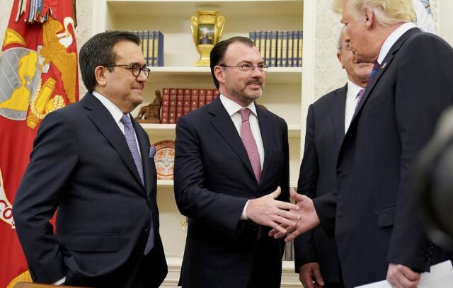 El Canciller Luis Videgaray saludó al presidente estadounidense Donald Trump.