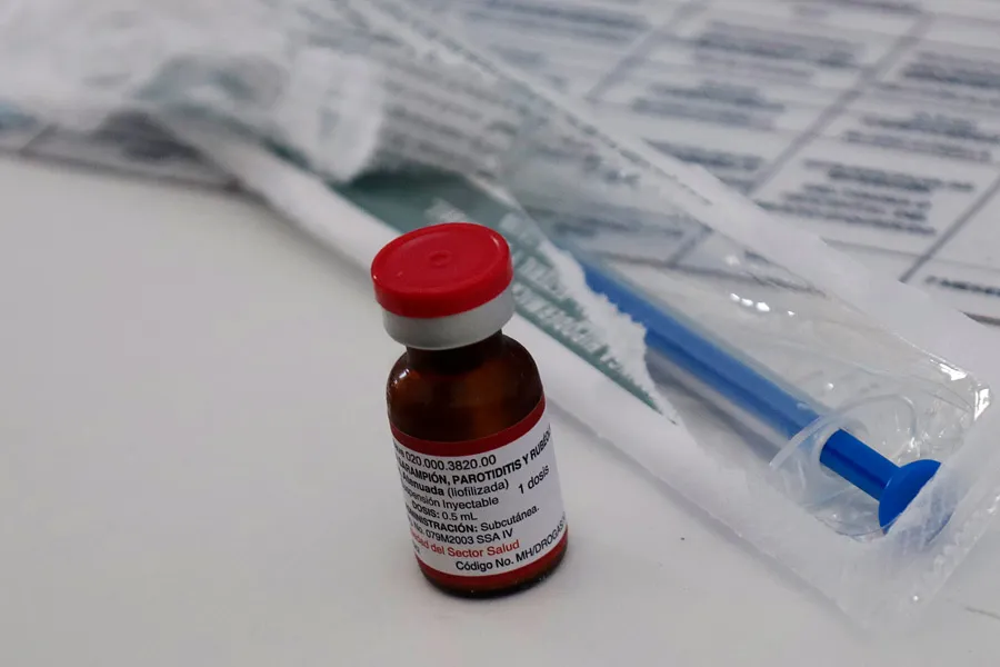 vacuna de sarampi&oacute;n