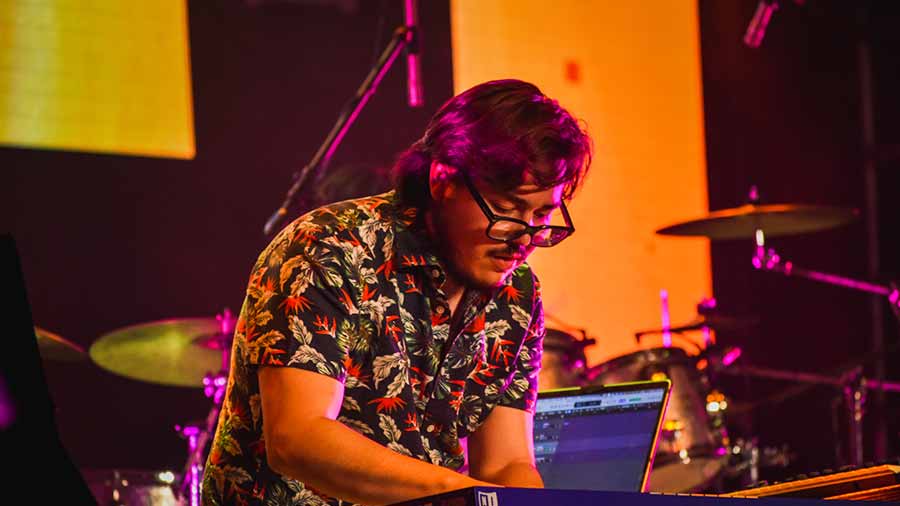 Juan Garza, alumno del campus Santa Fe es el pianista