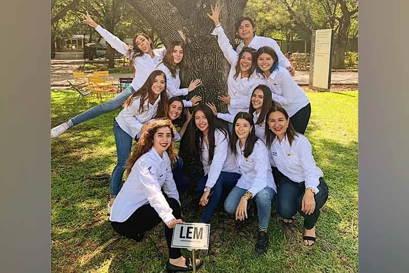 Valeria pudo liderar la Sociedad de Alumnos de Licenciado en Mercadotecnia por un a&ntilde;o.