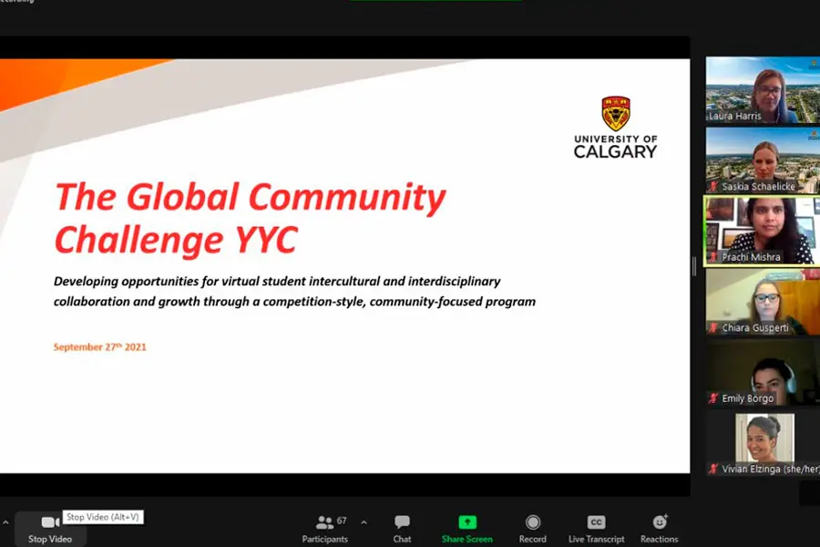 videollamada de zoom presentando el global community challenge