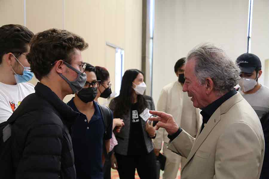 Tom Siebel, CEO de C3 AI, dialogó con estudiantes del Tec Guadalajara sobre la importancia de la inteligencia artificial.