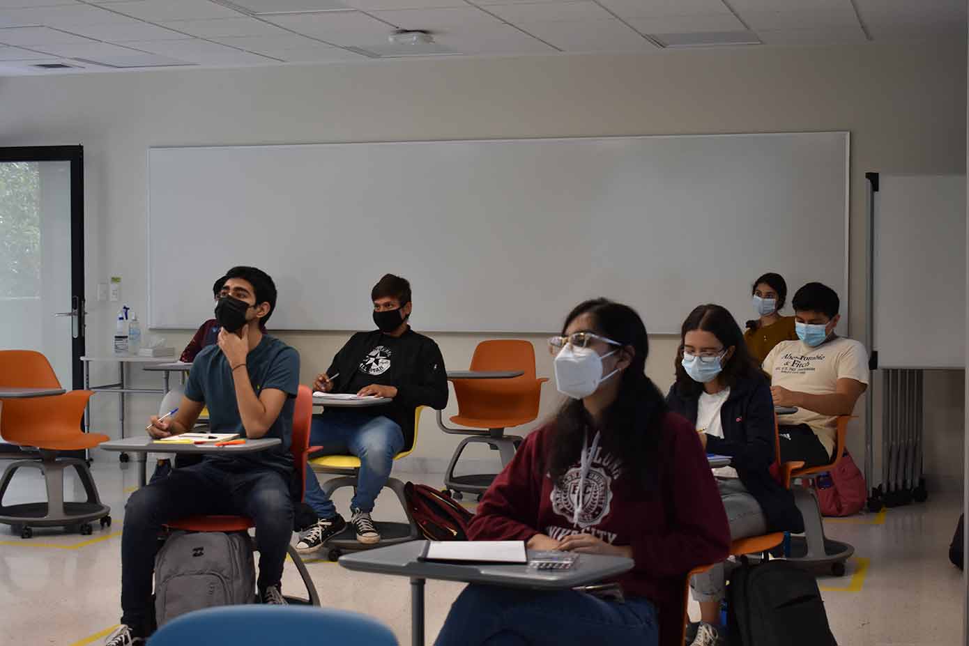 Reanudan actividad híbrida en el Tec, campus Guadalajara.