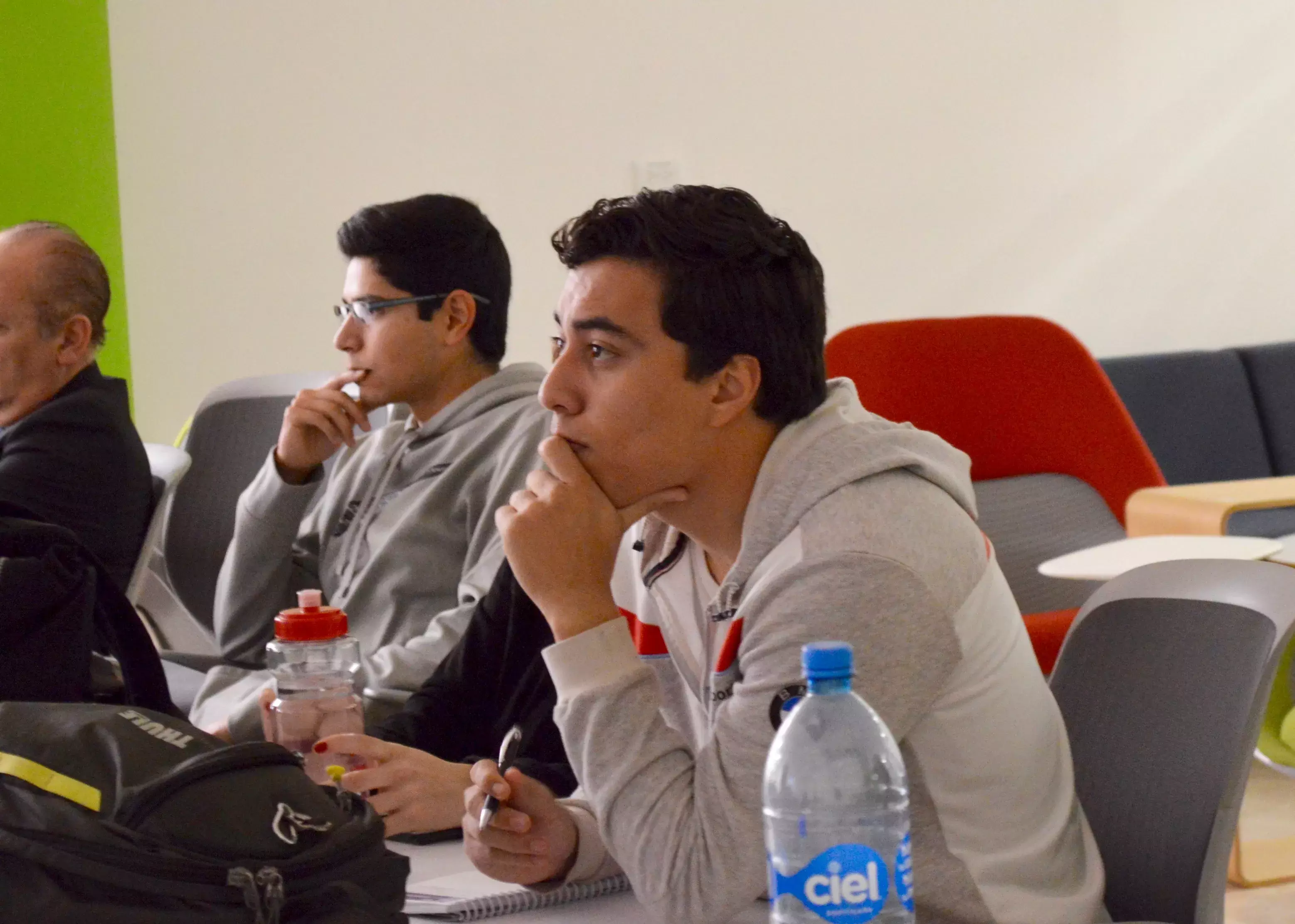 Thomas Kurfess, profesor distinguido de la EIC ofreció un seminario acerca del cambiante proceso de manufactura.