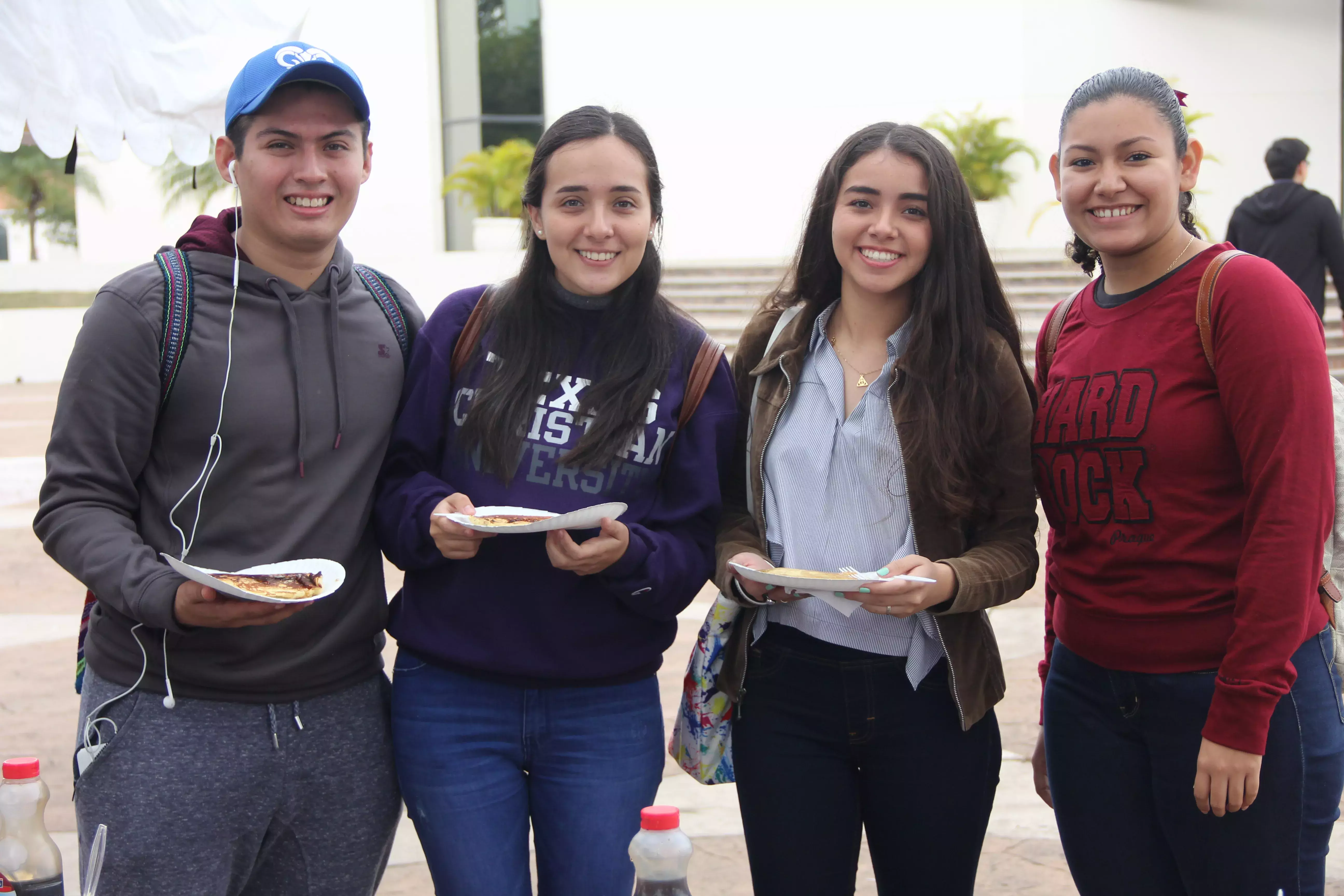 Primer día de clases con hot cakes