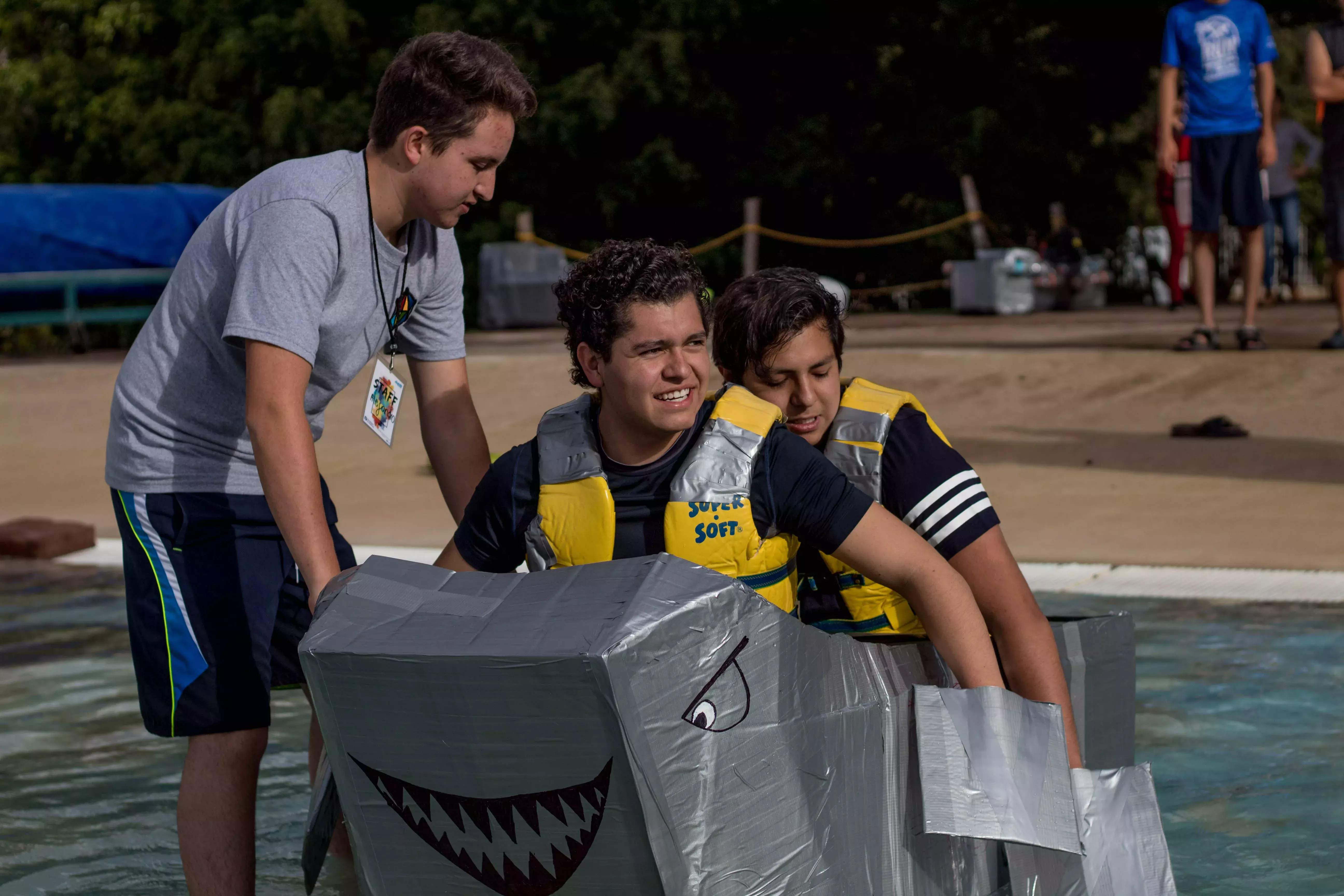 La Regata Industrial organizada por la Sociedad de Alumnos de Ingeniería Industrial y de Sistemas (SAIIS), se llevó a cabo en las instalaciones del parque acuático Ixtapan de la Sal en el Estado de México.