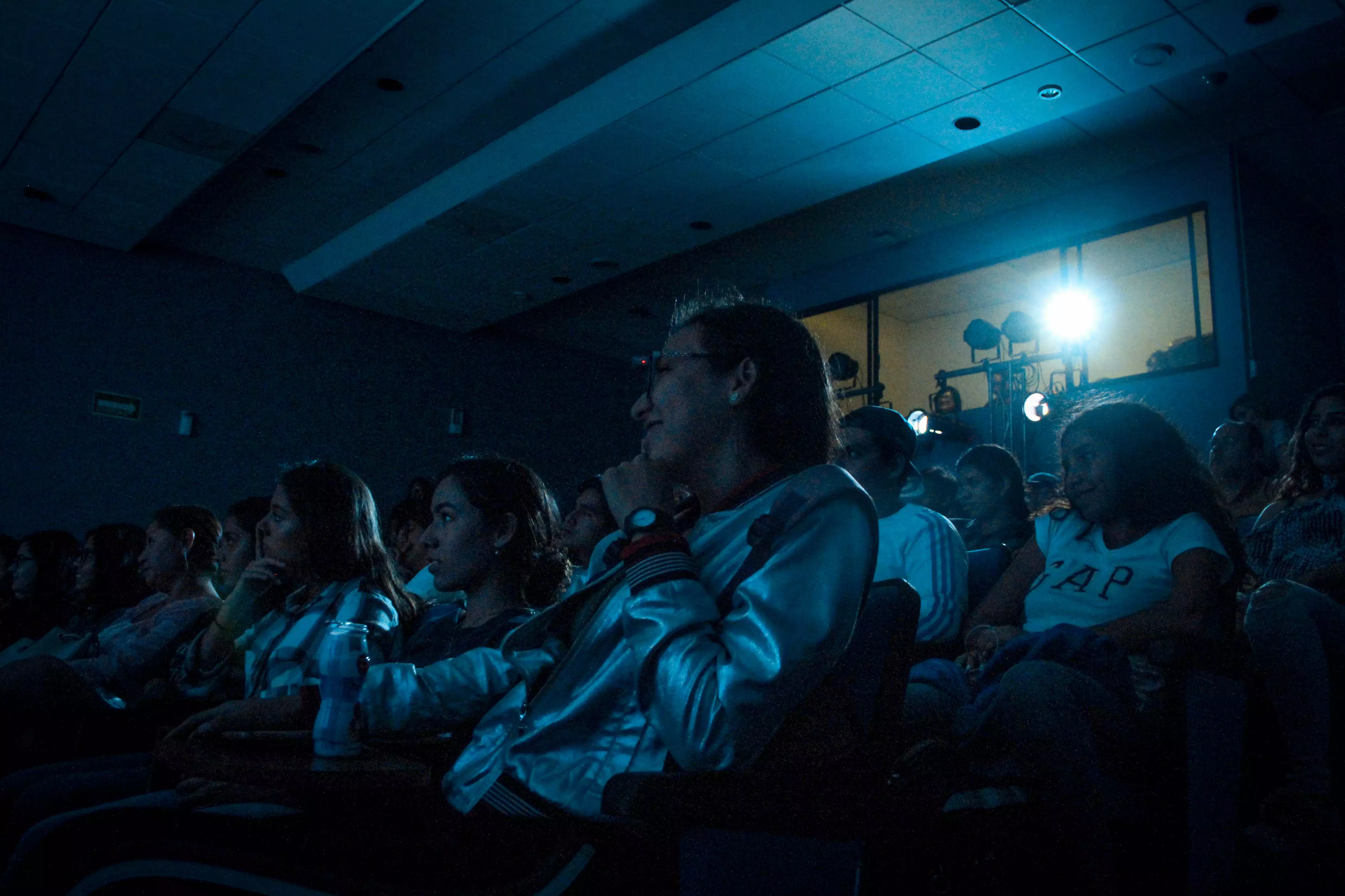 Publico en el festival de monólogos 