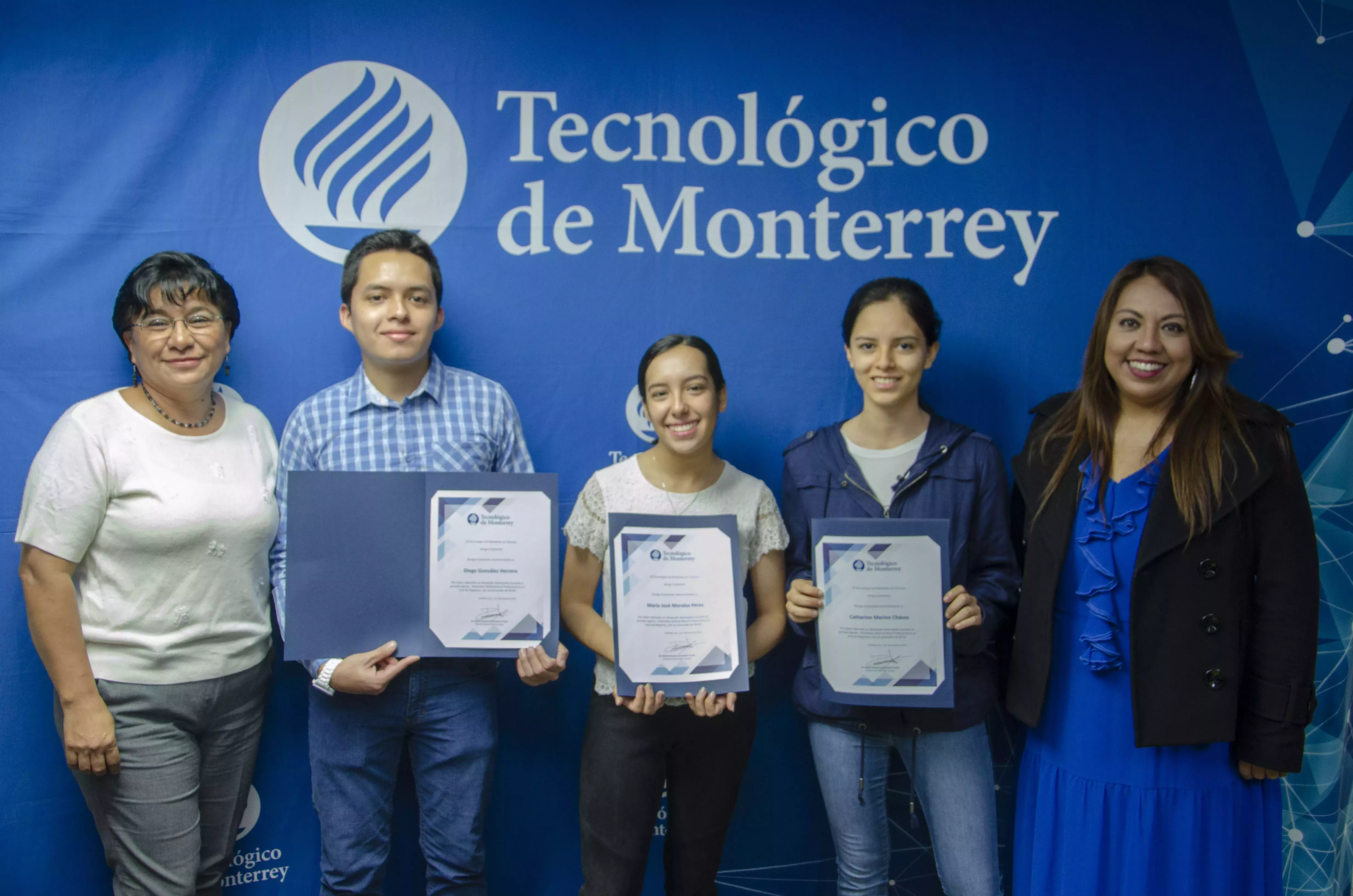 Reconoce Tec Veracruz a los mejores estudiantes del año (fotogalería)