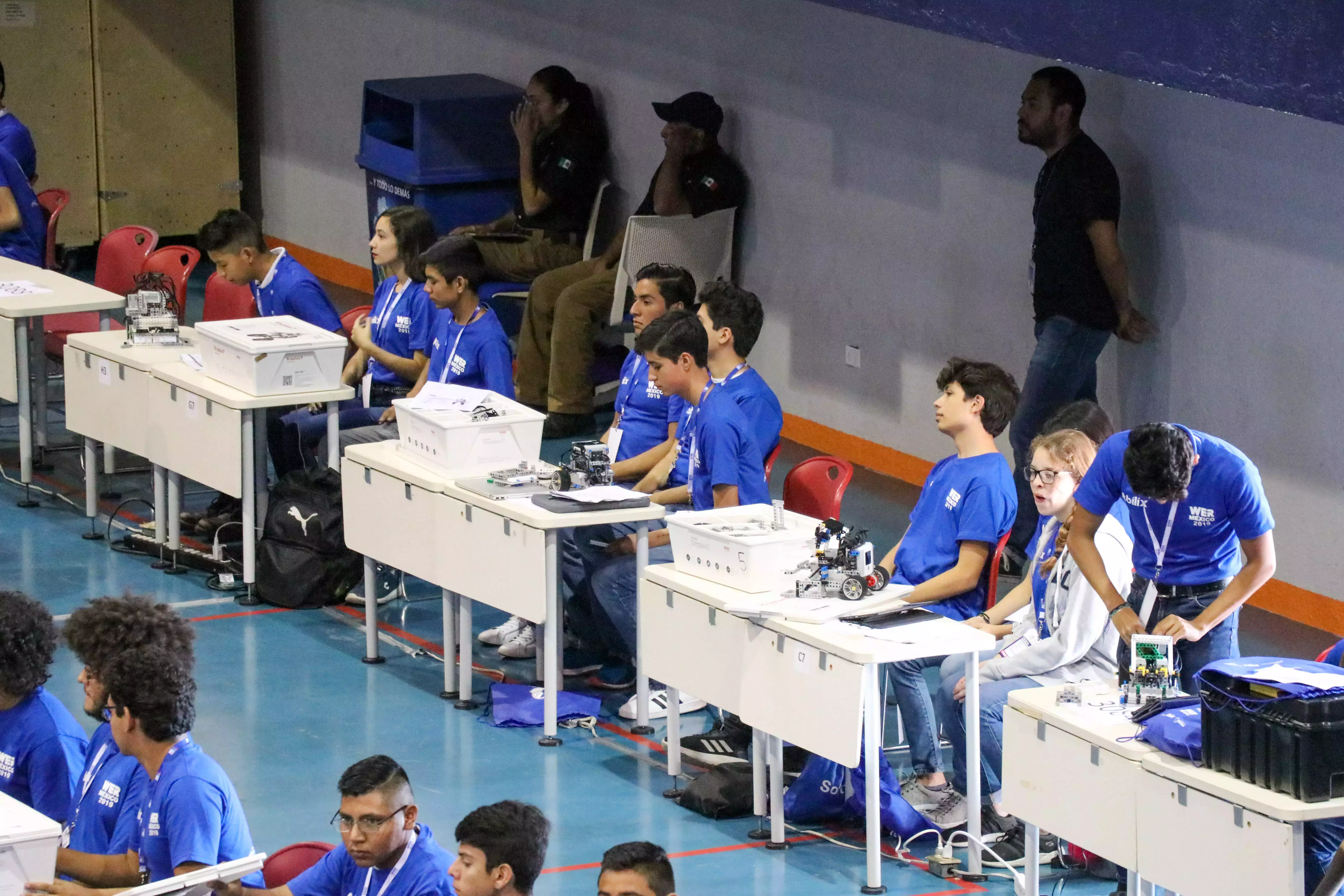 Estudiante se encuentra en la competencia.