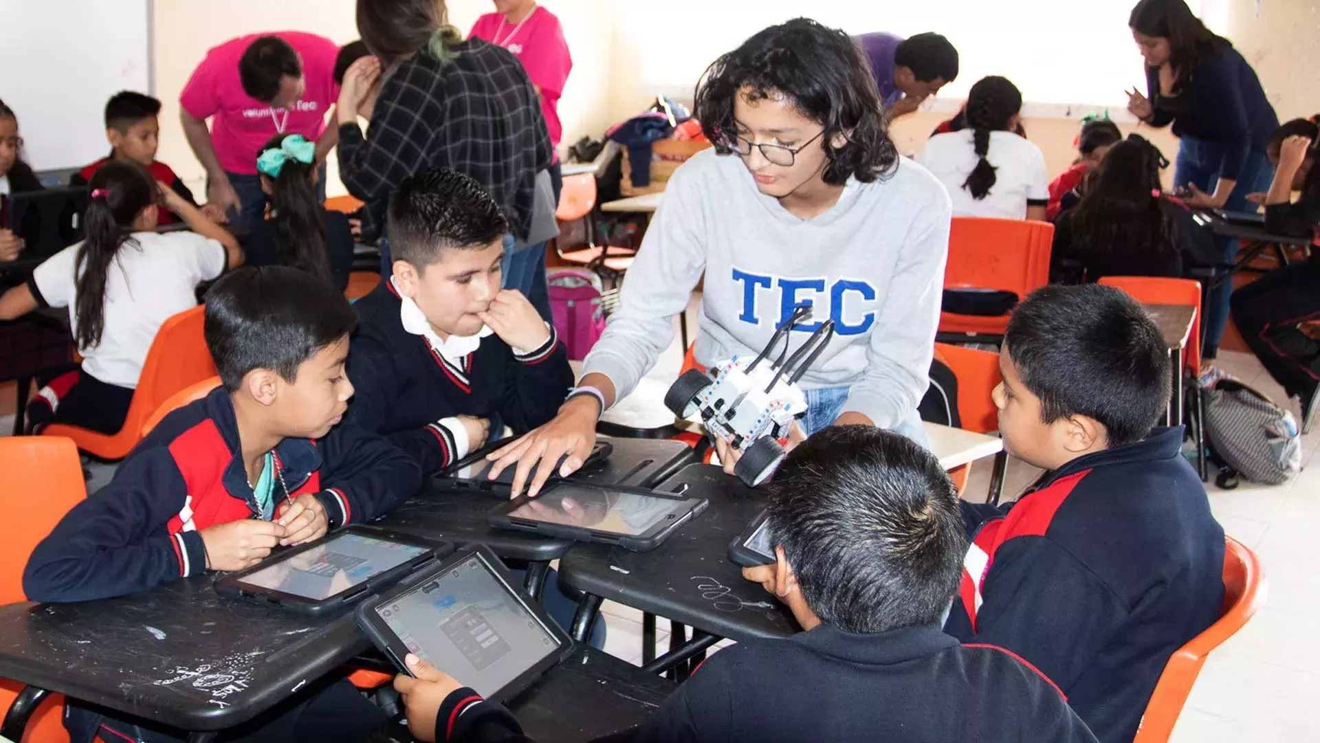 Actividades Voluntariado Escuela Quetzalcóatl de Pachuca