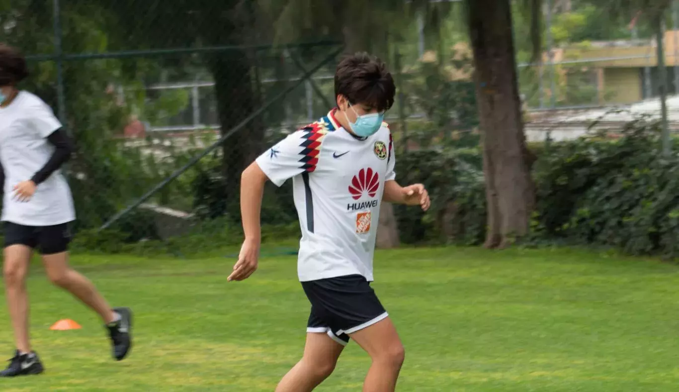 Entrenamiento Fútbol Campus Irapuato 