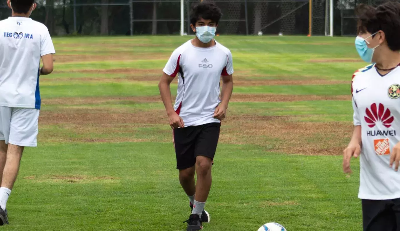 Entrenamiento Fútbol Campus Irapuato 