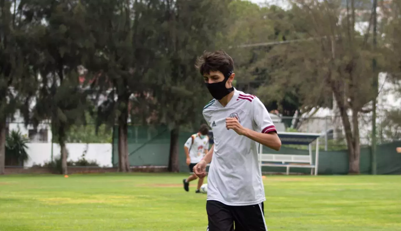 Entrenamiento Fútbol Campus Irapuato 