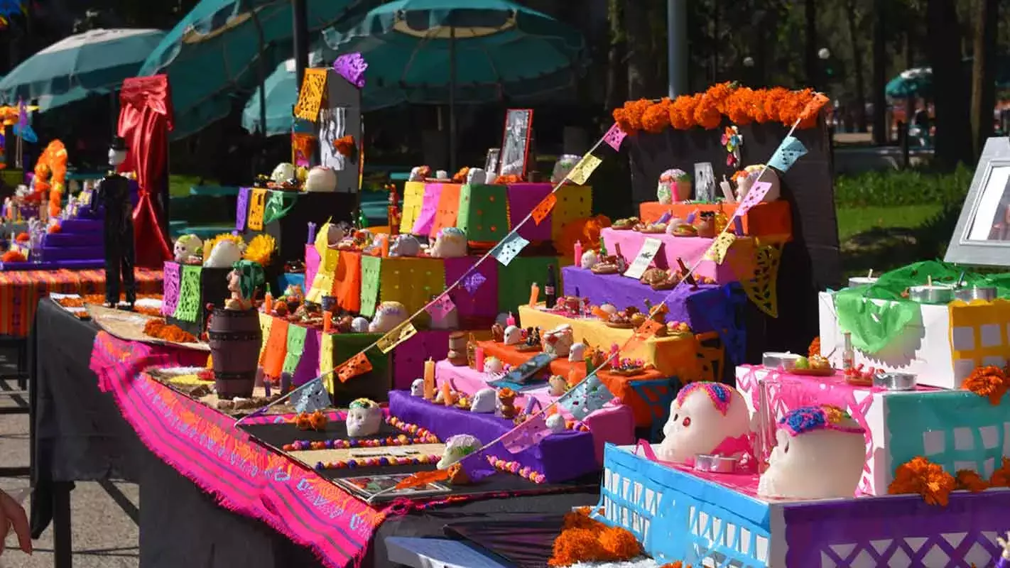 Fiesta de Humanidades en PrepaTec Guadalajara celebra el Día de Muertos.