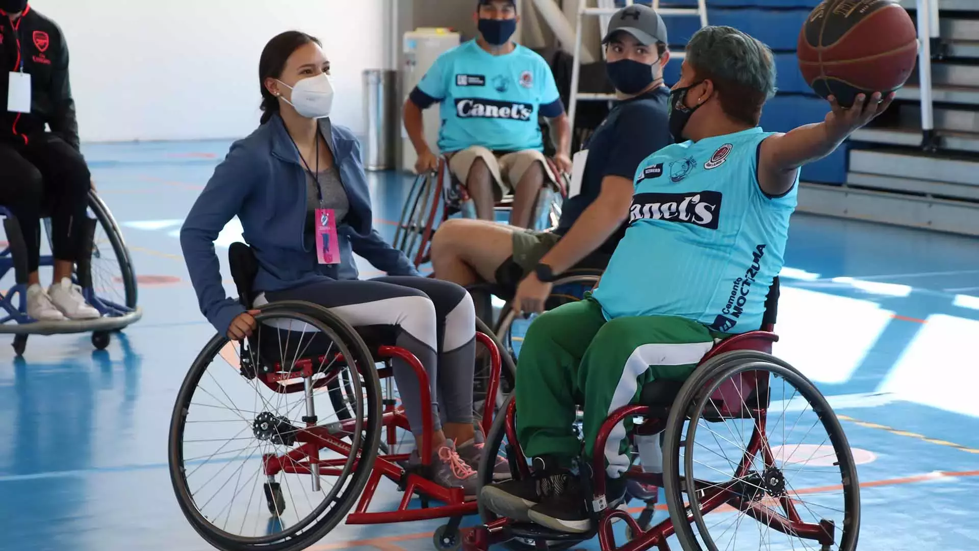 Convivencia con equipo de básquetbol Santos de San Luis