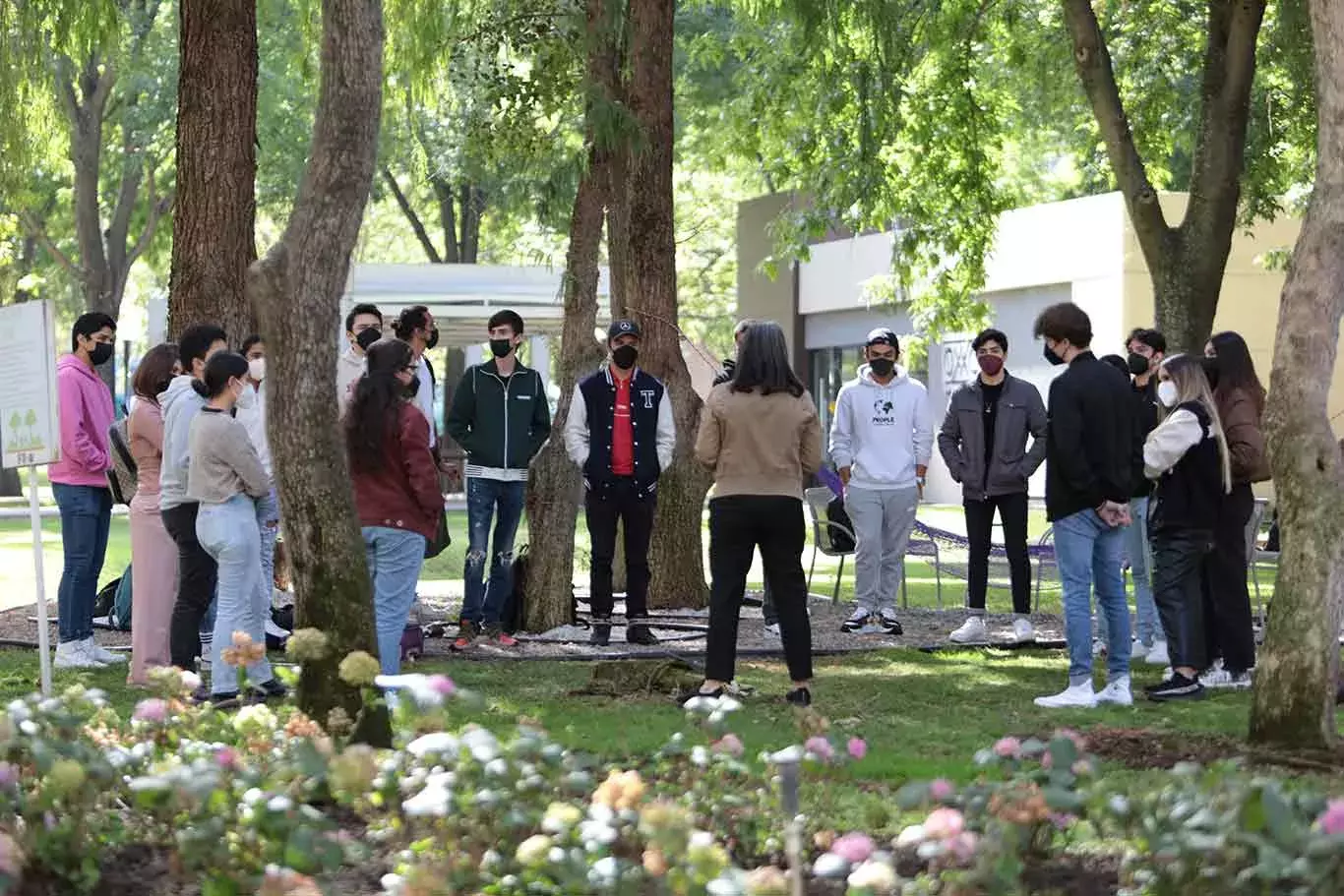 Inicia semestre Tec GDL.